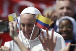 Papa Francisco canoniza a religiosas colombiana y mexicana