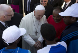 El Papa: ¿Quién de nosotros ha llorado por la muerte de migrantes?
