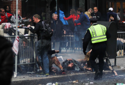 FBI difunde fotos y videos de 2 sospechosos por atentado de Boston