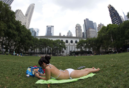 Nueva York registra temperaturas de 34°C