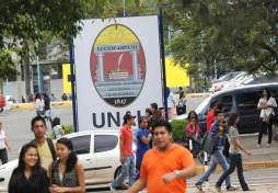 Tres colegios de San Pedro Sula con los mejores estudiantes de Honduras