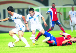 Honduras queda a un empate de la clasificación