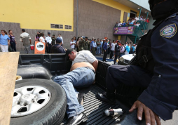 Capturan a cuatro sujetos tras intento de asalto a centro comercial de Tegucigalpa