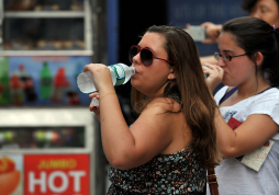 Nueva York registra temperaturas de 34°C