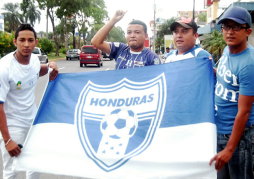 Honduras vivió ambiente tenso en el juego de la clasificación
