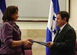 Honduras y Nicaragua firman convenio de cooperación