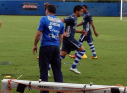 Jonathan Mejía realiza primer entrenamiento con la Selección