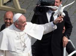 100 días del papa Francisco: humildad y cambio