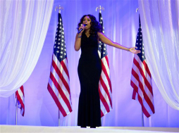 Los Obama derrochan complicidad en el baile de inauguración