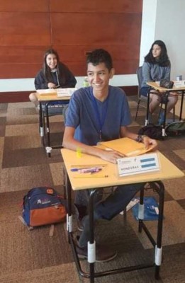 Hondureño de 16 años competirá en Olimpiadas de Matemáticas en Inglaterra