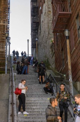 'Joker' atrae a turistas indeseados a las escaleras del Bronx