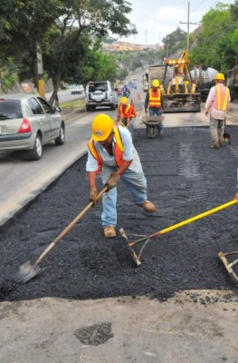 Unas 100,000 personas entran cada año al mercado laboral