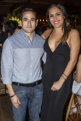 Sampedranos disfrutaron con la fiesta 'Tis The Season Party”