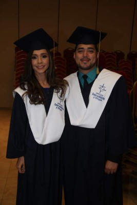 Alexandra Portillo y Ricardo Caballero