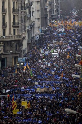 Unas 160,000 personas piden que Barcelona acoja refugiados