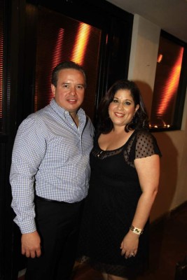 Cinthia Osorio y Jorge Pineda celebran su enlace civil