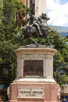 Tegucigalpa, cerros de plata que cubren historia y arte