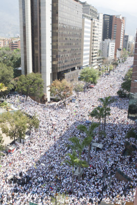 Gobierno venezolano envía a la cárcel al opositor Leopoldo López