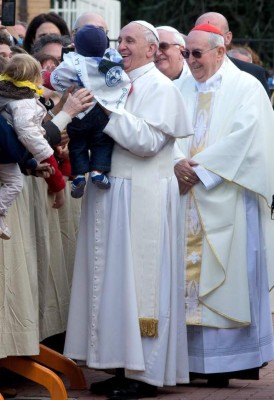 Papa: 'La herencia que Jesús nos dejó es la de ser servidores unos a los otros”