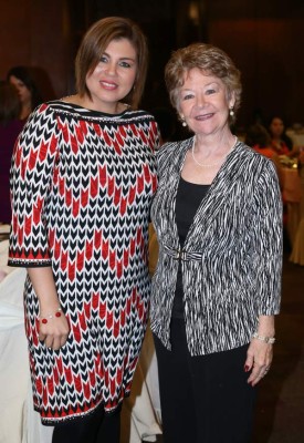 Belinda Cálix y Sue Watt.