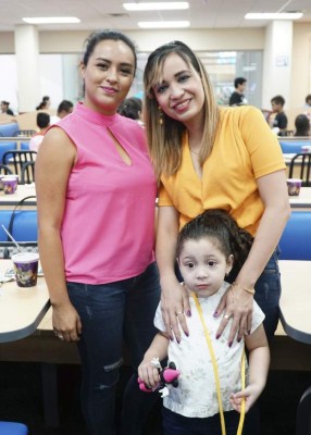 Felicidad y diversión en el Día del niño