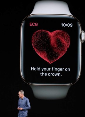 CUPERTINO, CALIFORNIA - SEPTEMBER 12: Jeff Williams, chief operating officer of Apple Inc., speaks during an Apple event at the Steve Jobs Theater at Apple Park on September 12, 2018 in Cupertino, California. Apple is expected to announce new iPhones with larger screens as well as other product upgrades. Justin Sullivan/Getty Images/AFP