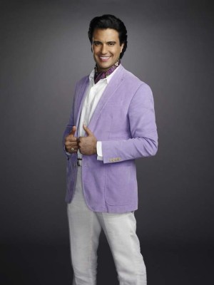 Jane The Virgin -- Image: JAV01_JS_ROGELIO_1044r -- Pictured: Jaime Camil as Rogelio -- Photo: JSquared/The CW -- ÃÂ© 2014 The CW Network, LLC. All rights reserved.
