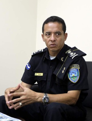 Director de la Policía podrá despedir agentes con nueva ley