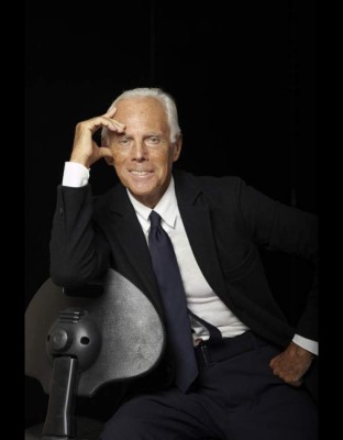 Italian fashion designer Giorgio Armani (R) and Roberta Armani poses on the red carpet upon arrival at The Fashion Awards 2019 in London on December 2, 2019. - The Fashion Awards are an annual celebration of creativity and innovation will shine a spotlight on exceptional individuals and influential businesses that have made significant contributions to the global fashion industry over the past twelve months. (Photo by Isabel Infantes / AFP) / RESTRICTED TO EDITORIAL USE - NO MARKETING NO ADVERTISING CAMPAIGNS