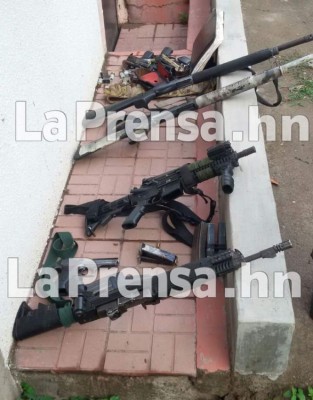 Decomisan armas en allanamientos en Olancho