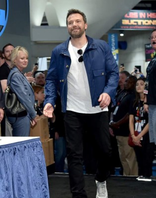 SAN DIEGO, CA - JULY 22: Actor Ben Affleck during the 'Justice League' autograph signing at Comic-Con International 2017 at San Diego Convention Center on July 22, 2017 in San Diego, California. Mike Coppola/Getty Images/AFP