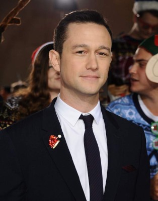 LOS ANGELES, CA - NOVEMBER 18: Actor Joseph Gordon-Levitt attends the premiere of 'The Night Before' at The Theatre At The Ace Hotel on November 18, 2015 in Los Angeles, California. (Photo by Jason LaVeris/FilmMagic)