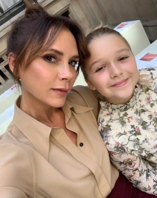 Hija de Victoria Beckham roba las miradas durante la London Fashion Week