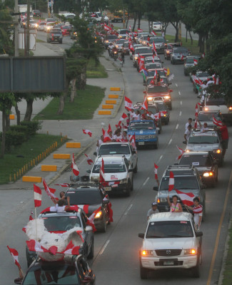 Honduras: Mauricio Villeda pinta de rojo y blanco a San Pedro Sula
