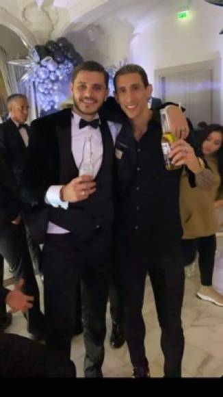 Mauro Icardi y Ángel Di María, dos de los cumpleañeros.