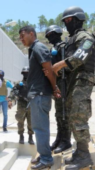 Unos 400 efectivos de la Policía Militar participaron de la Operación Arpía III en El Porvenir.