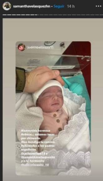 La bella periodista ha compartido varias fotos de su bebita en sus stories de Instagram.