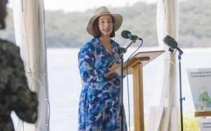 La policía de Australia investiga una denuncia de la parlamentaria de Queensland, Brittany Lauga, quien afirma que fue drogada y agredida sexualmente durante un evento el pasado fin de semana.