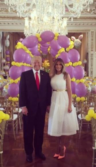Melania compartió esta imagen en Twitter del evento de Pascua que celebró ayer en la Florida.