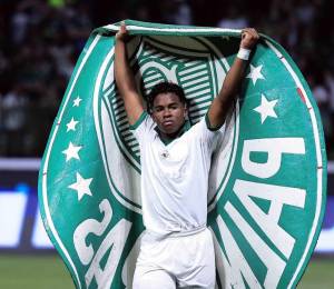 Endrick marcó el gol de la victoria del Palmeiras que clasificó a la final del Campeonato Paulista.