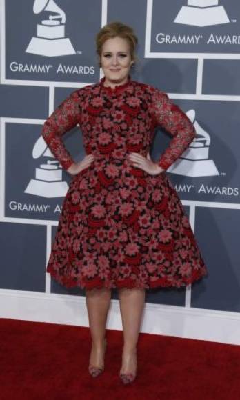 En el año 2013, Adele recibe el Grammy en Los Ángeles al Mejor Álbum del Año por su segundo disco, '21', que obtuvo un grandísimo éxito.