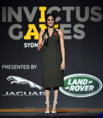 Meghan, Britain's Duchess of Sussex, speaks at the closing ceremony of the Invictus Games in Sydney on October 27, 2018. (Photo by Saeed KHAN / AFP) / --IMAGE RESTRICTED TO EDITORIAL USE - STRICTLY NO COMMERCIAL USE--