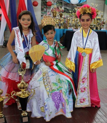 liceo Brassavola Nacional celebra XI Feria Hispana y de las Naciones