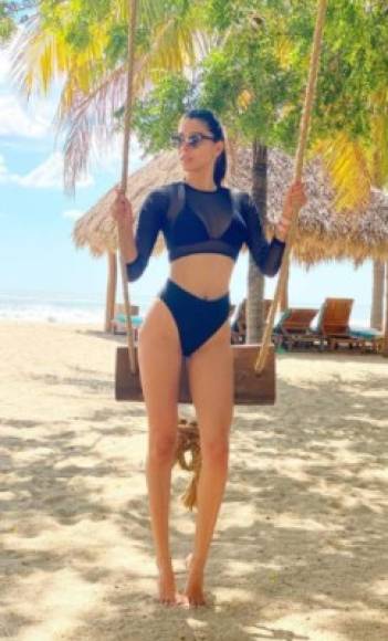 Berenice ama la playa y comparte con sus más de 100 mil seguidores en Instagram, postales de sus vacaciones en el Caribe de Nicaragua.