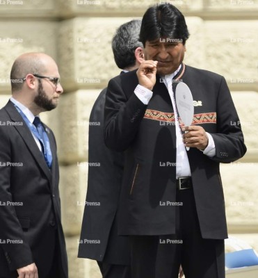 Evo Morales se saca los mocos y a Iván Duque no le llevan los anteojos de sol
