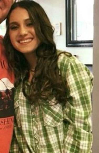 Alyssa Alhadeff, una joven judía de 15 años de edad también se encuentra entre las víctimas de la masacre de la secundaria Stoneman. Alyssa formaba parte del equipo de fútbol del colegio de Parkland.