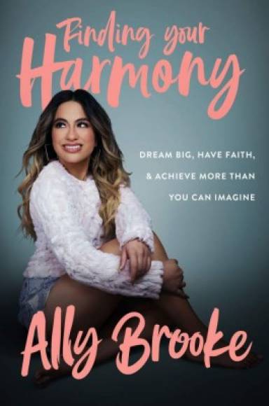 En una entrevista para el podcast Hollywood Raw, la famosa justificó por qué reveló ese aspecto de su vida con sus fans en su libro de memorias 'Finding Your Harmony', ya disponible.