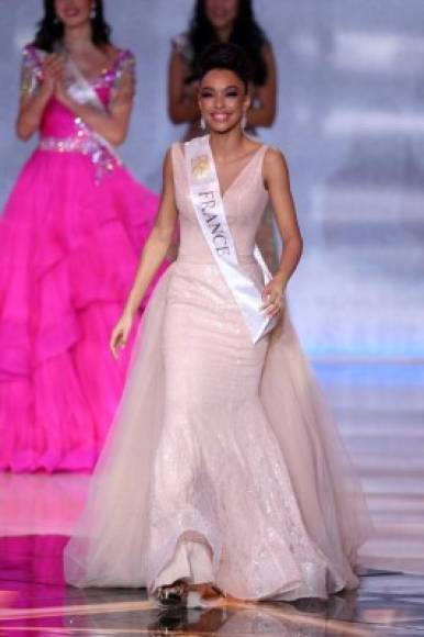 Miss Francia Ophely Mezino, quedó como la primera finalista del Miss Mundo 2019.