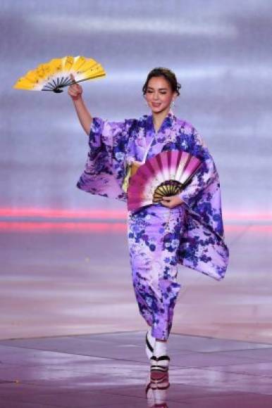 Miss Japón Malika Sera.