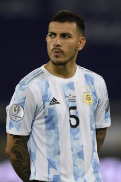 Leandro Paredes: La Juventus estaría interesada en fichar al centrocampista argentino que milita en el PSG. Foto AFP.